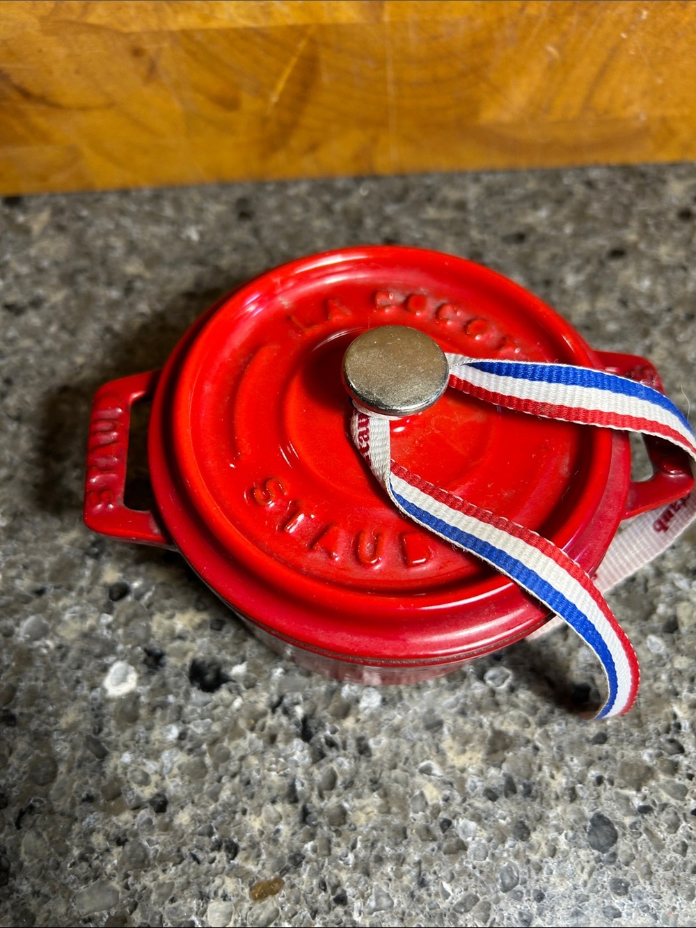 NWT Staub cocotte with lid made in France